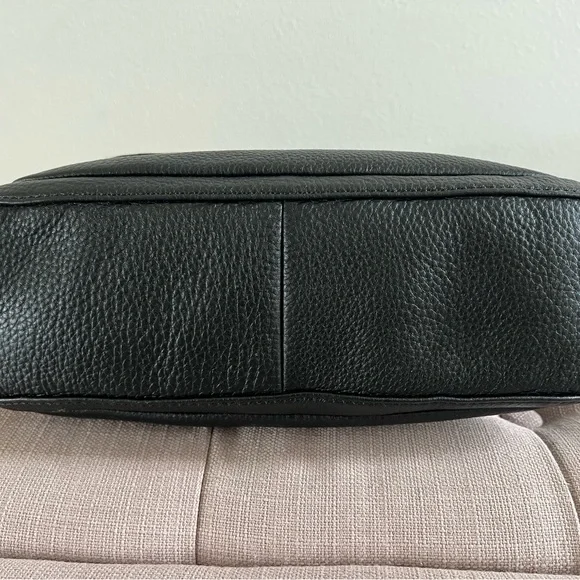 Authentic Michael Kors Crossbody Shoulder Leather Bag Black - Picture 6 of 13